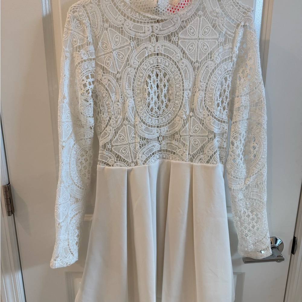 Elegant White Lace Dress